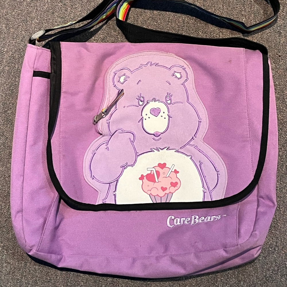 RARE Share Bear Messenger Bag